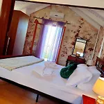 Spasmata Village - Special Maizonette Only Adults Retreat Just One Minute To The * Minia