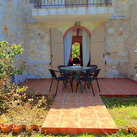 Spasmata Village - Special Maizonette Only Adults Retreat Just One Minute To The Dom wakacyjny *