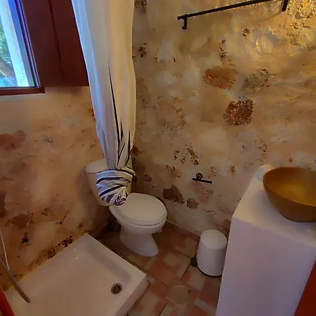 Spasmata Village - Special Maizonette Only Adults Retreat Just One Minute To The * Minia