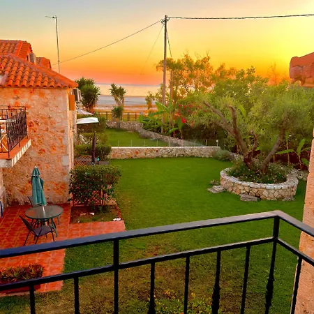 Spasmata Village - Special Maizonette Only Adults Retreat Just One Minute To The * Minia