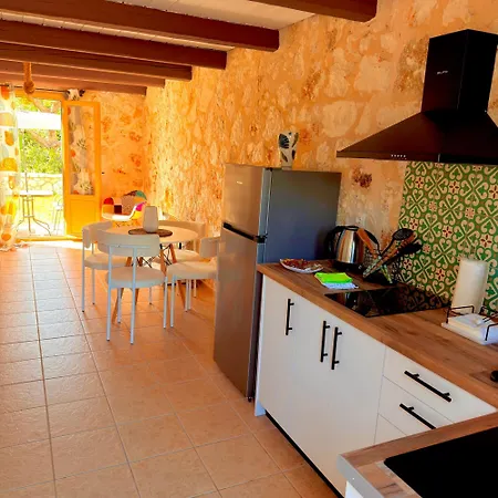 Spasmata Village - Special Maizonette Only Adults Retreat Just One Minute To The * Minia